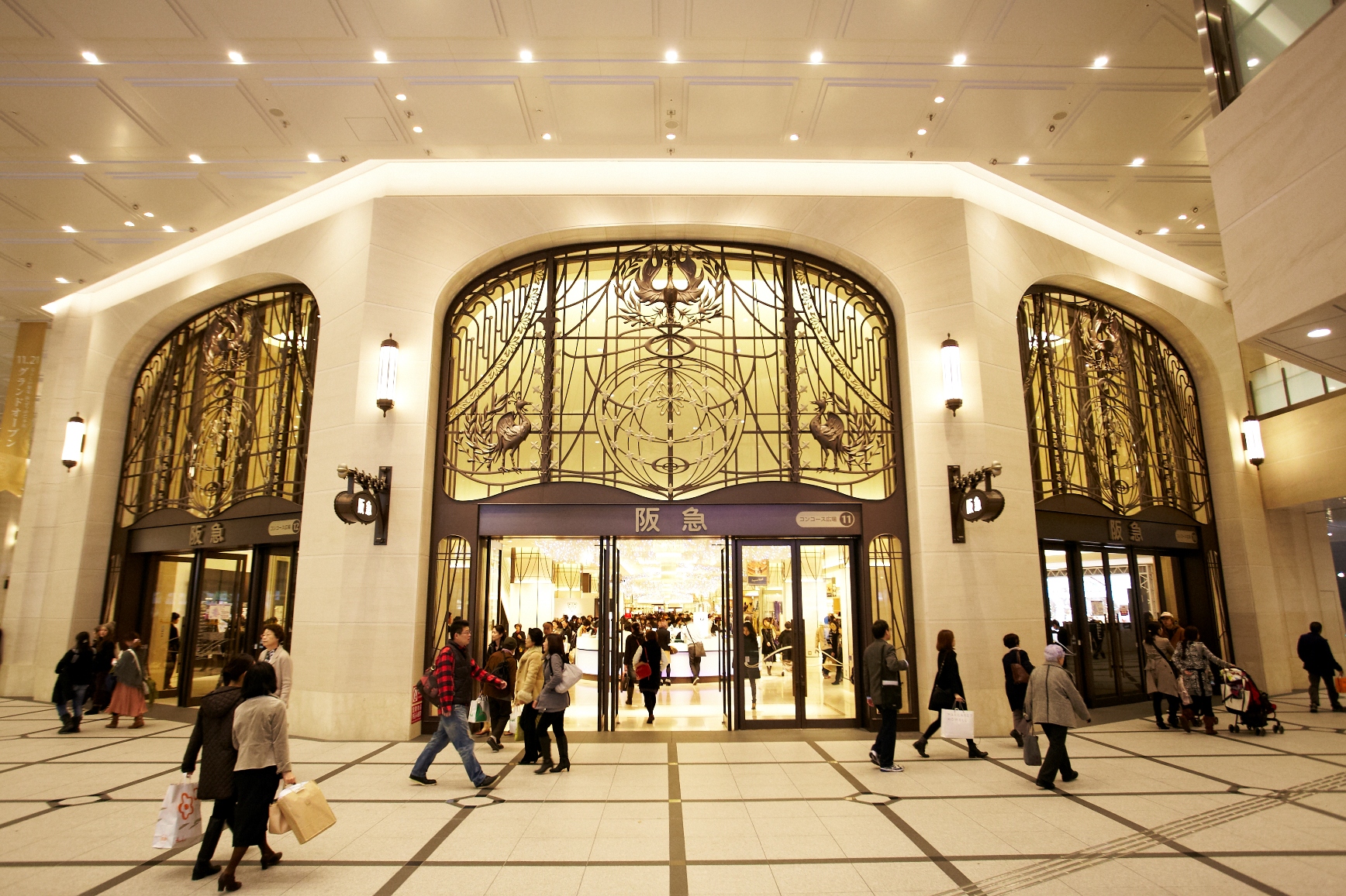 纯购物大阪梅田最高端商场阪急百货店一日游行程