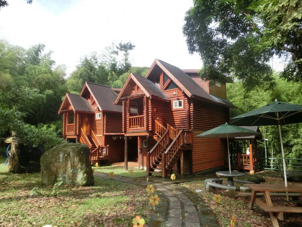 溪头住宿推荐:南投溪头金台湾山庄民宿