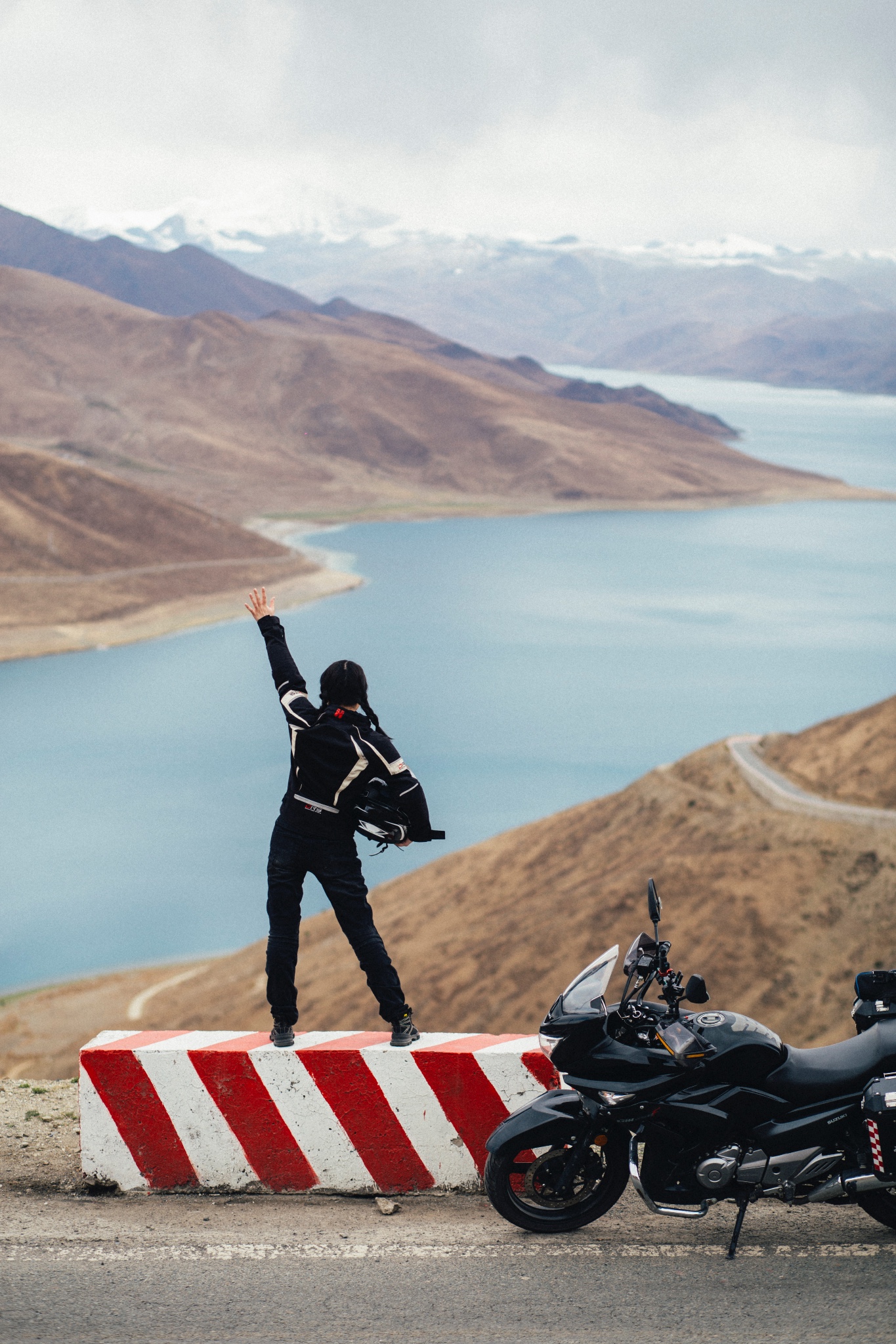 摩旅阿里八千里一车两人的风和自由