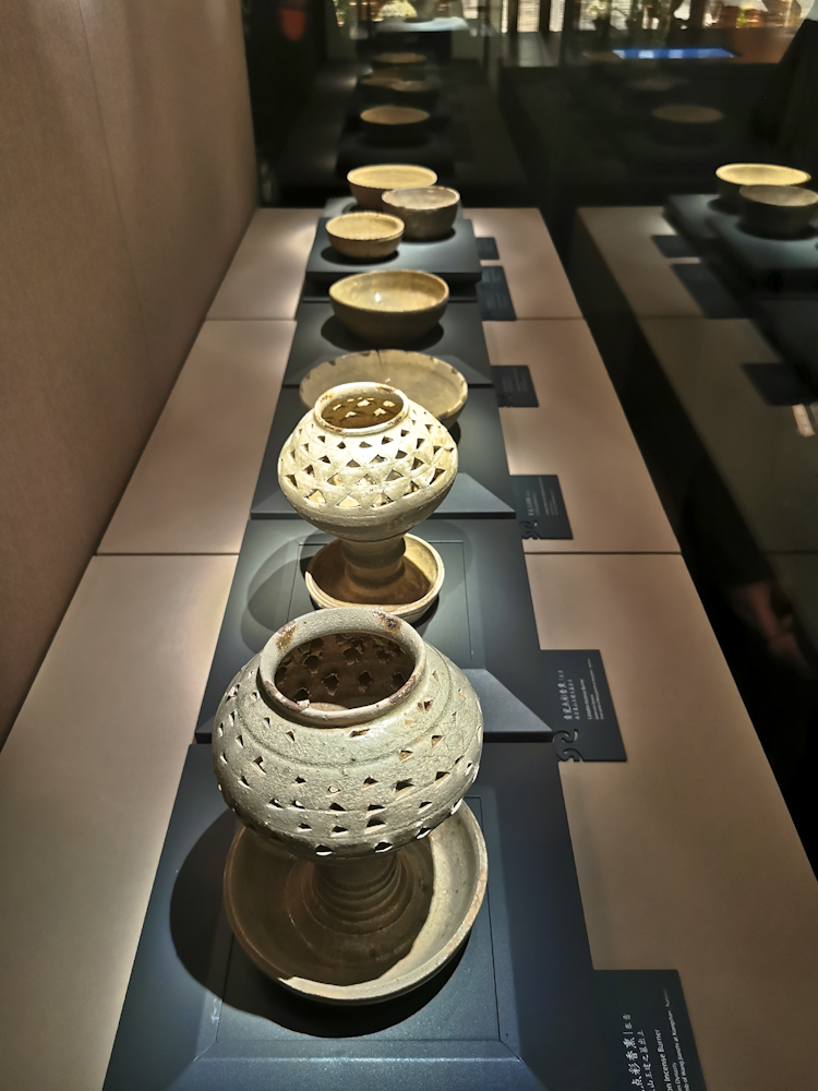 六朝博物馆的文物照片