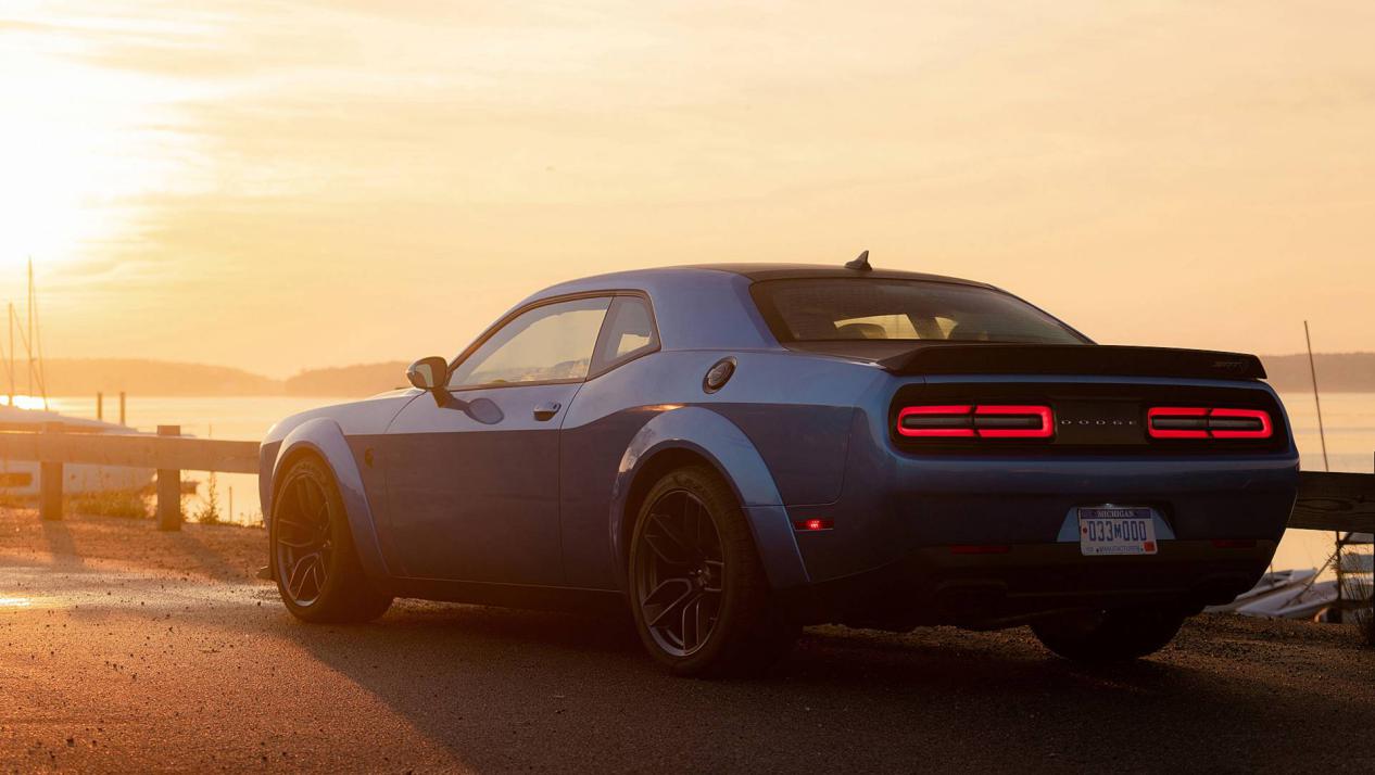 挑战者地狱猫redeye恶魔化版本的地狱猫