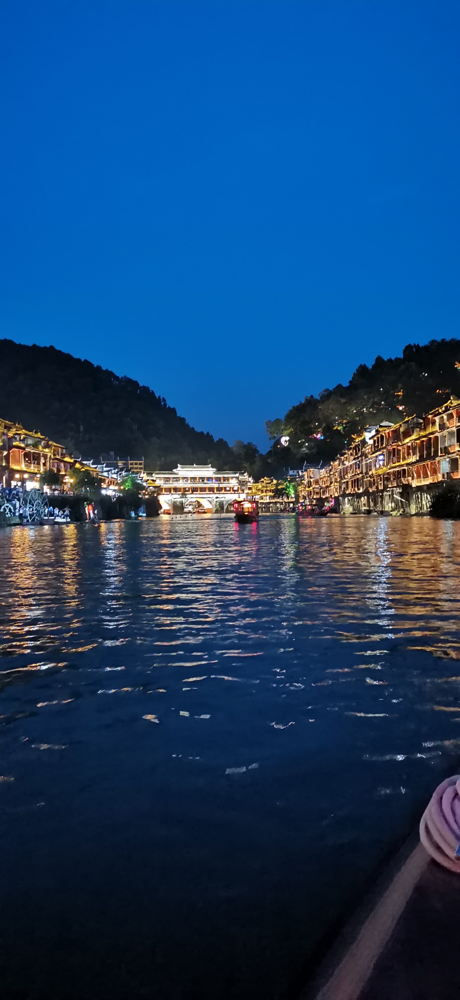 张家界湘西旅游攻略(张家界湘西自驾游攻略)