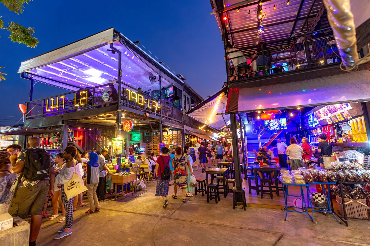 打卡普吉岛景点,别忘了美食!这份景区美食地图收好了