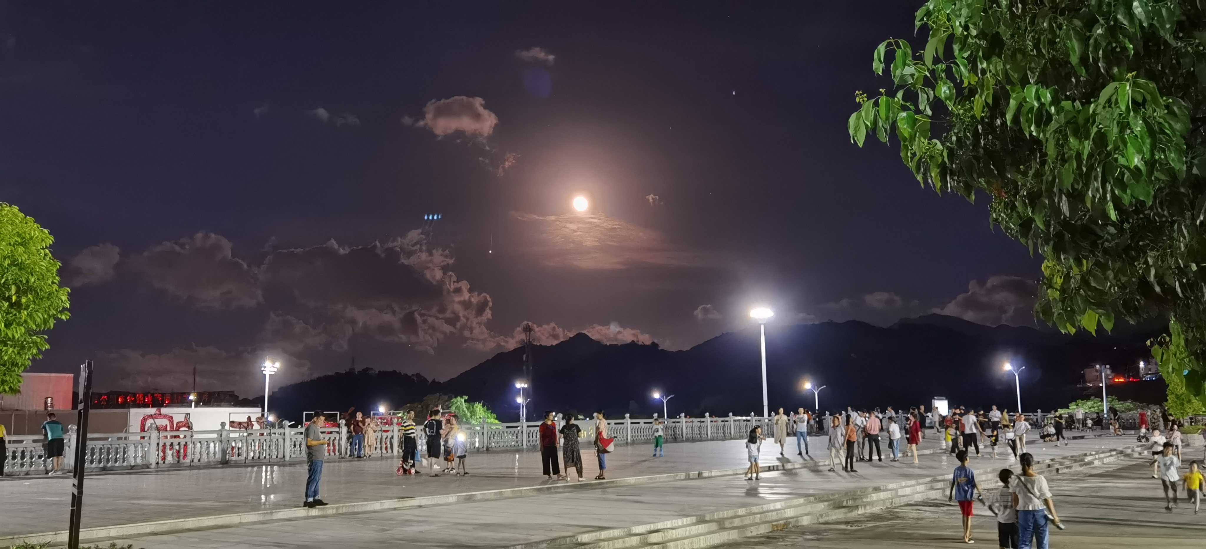 普宁大南山利泰广场图片