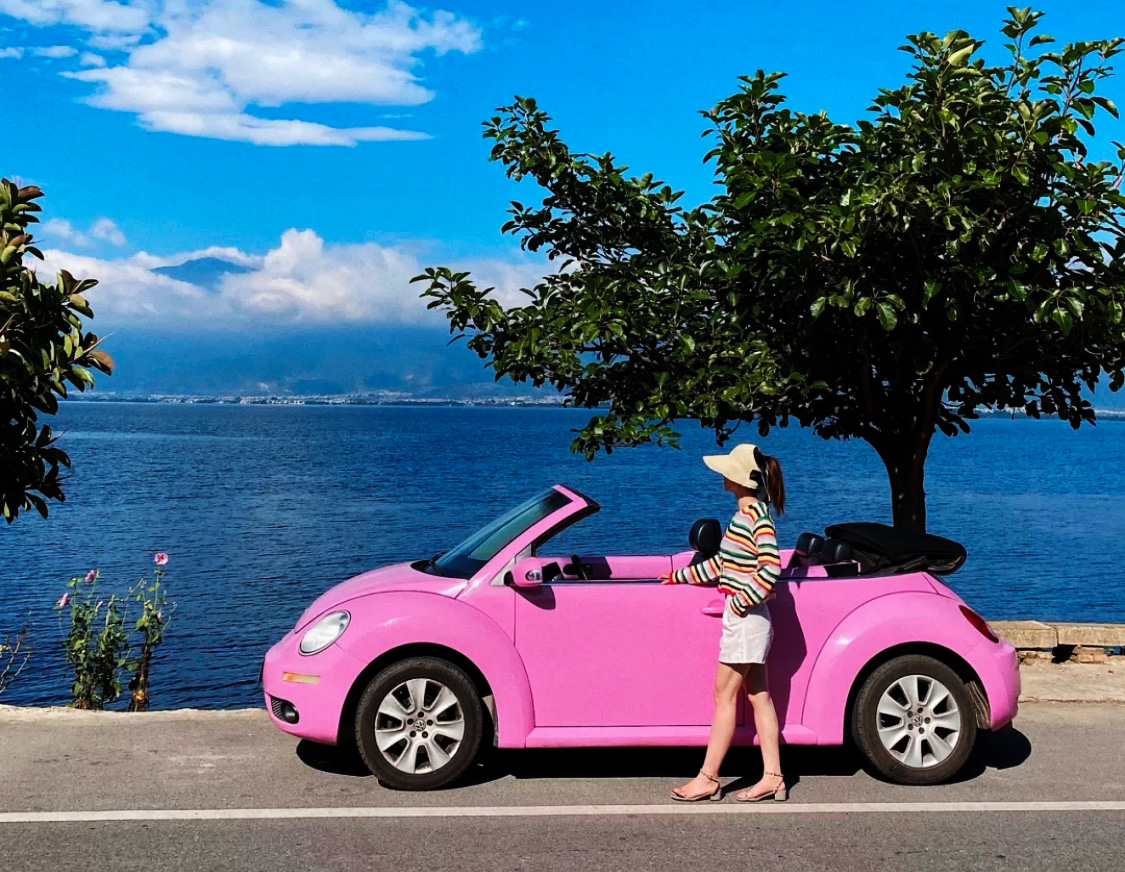 大理租车环洱海自驾游甲壳虫敞篷 宝马z4 奥迪a5 吉普bj40 牧马人