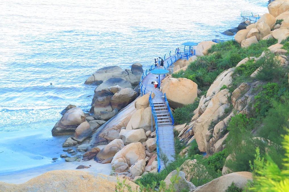 观海栈道 彭伟宗摄