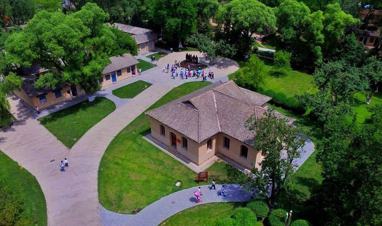 延安出發寶塔山 革命紀念館 楊家嶺 王家坪 棗園舊址一日遊【精品15人