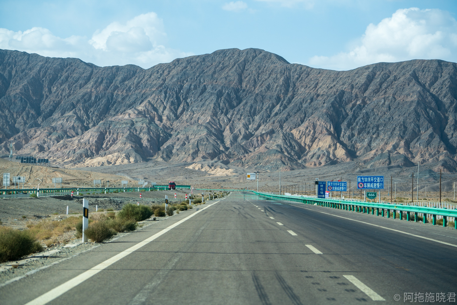 柴达木盆地聚宝盆里狂奔三千公里看遍青海版马尔代夫