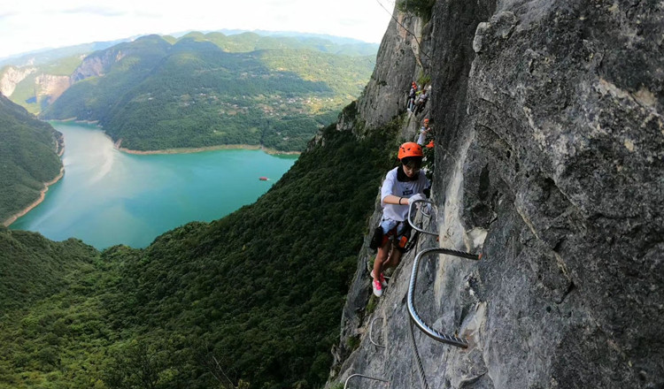湖北建始鸡公岭飞拉达攀岩电子票最迟提前一天下单预约