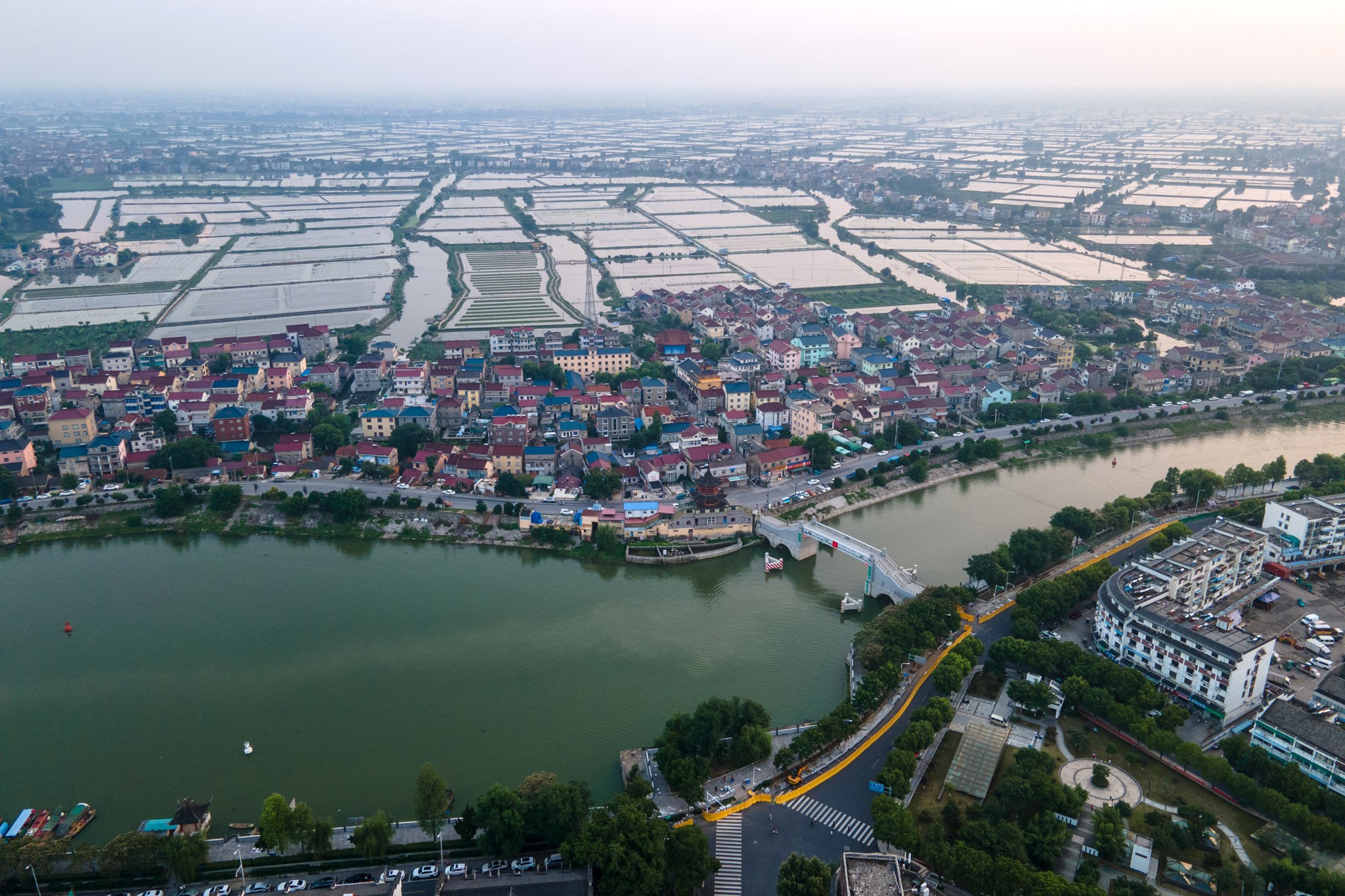 高淳老街,又名淳溪老街,为国家4a级旅游景区,位于南京高淳区淳溪街道