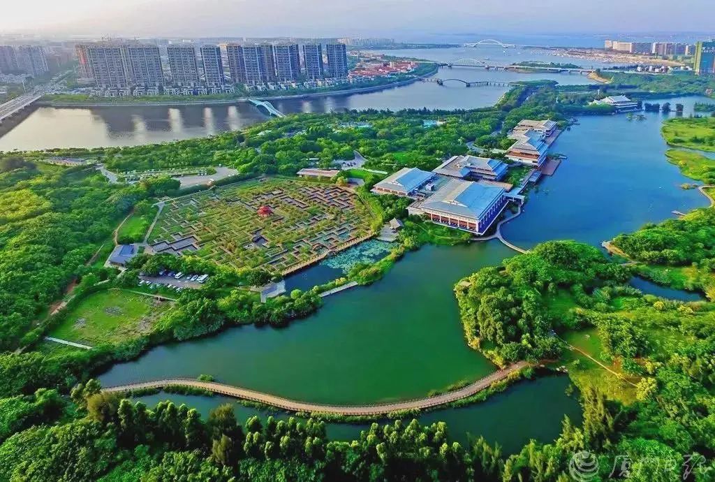 是厦门最大的公园,面积相当于半个鼓浪屿.