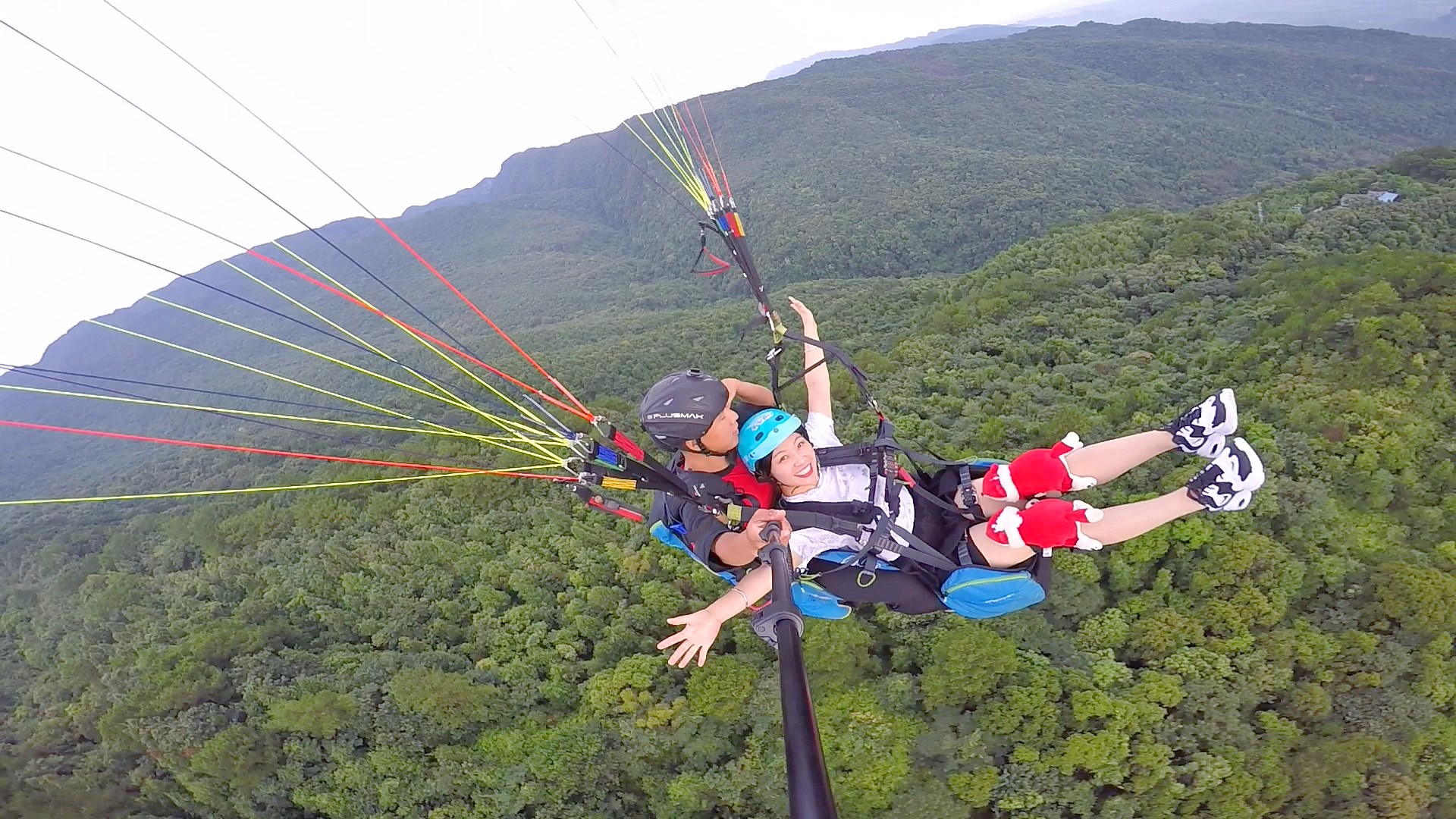 国庆首选好去处广西大明山滑翔伞基地