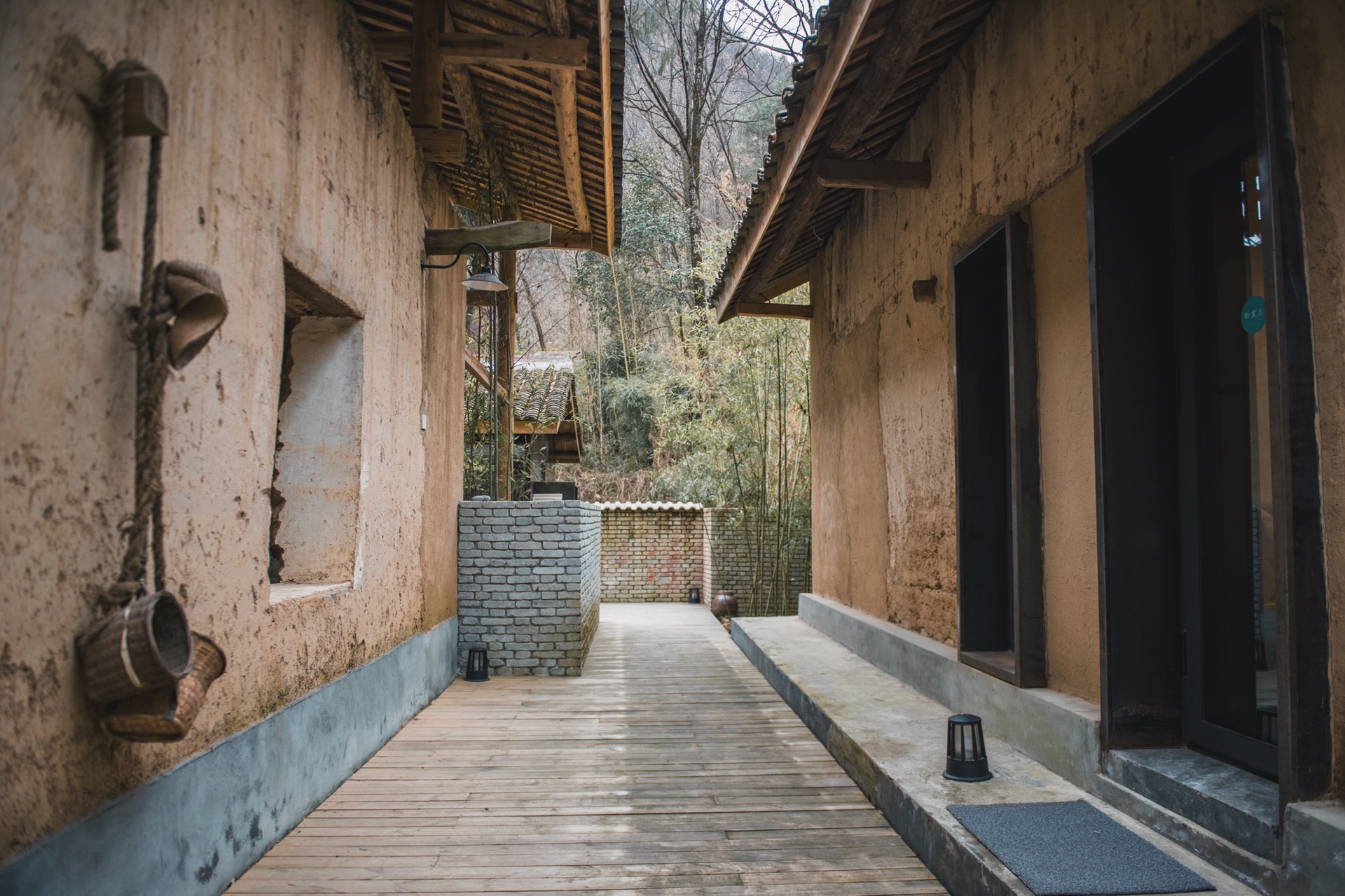 重庆 西出发抵达目的地,入住楼房沟精品民宿74 第二天 :◆紫柏山