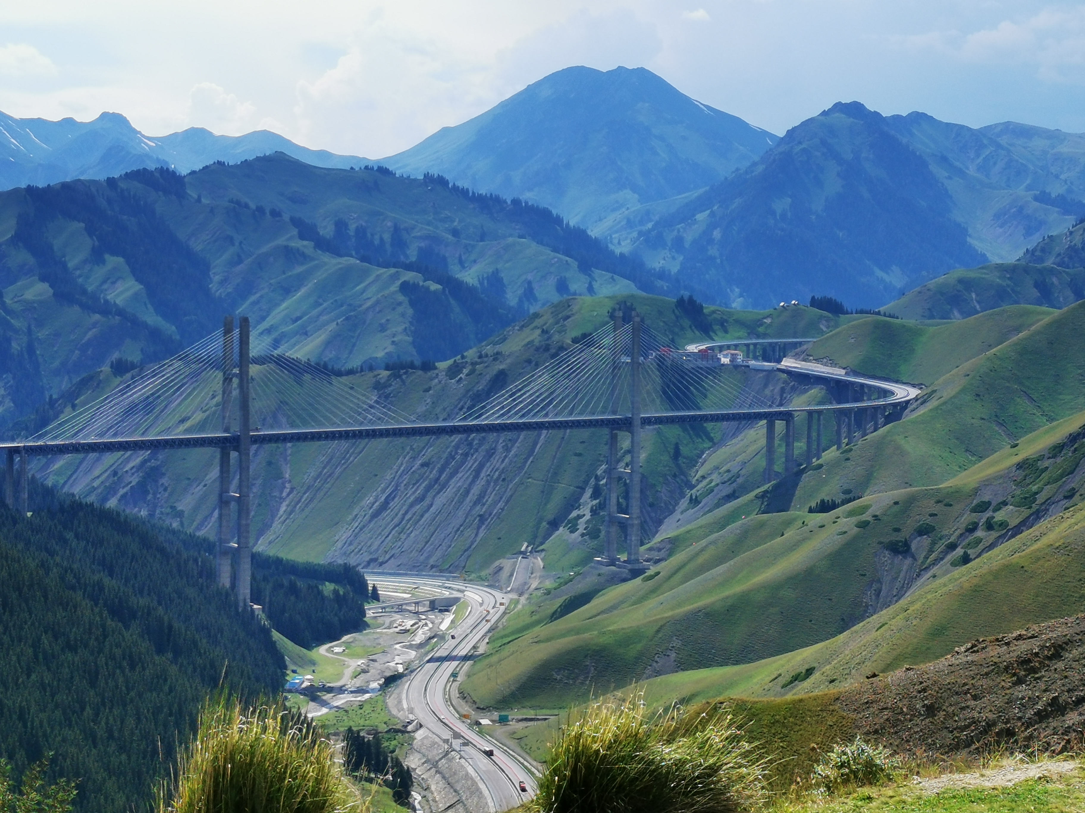 新疆伊犁草原·独库公路纯玩 5日游(1~6人团 天山北疆 双草原·落日