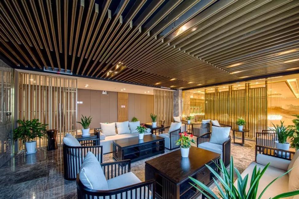 【周末不加价】湖州美凯臻品酒店豪华房1晚 双早 城