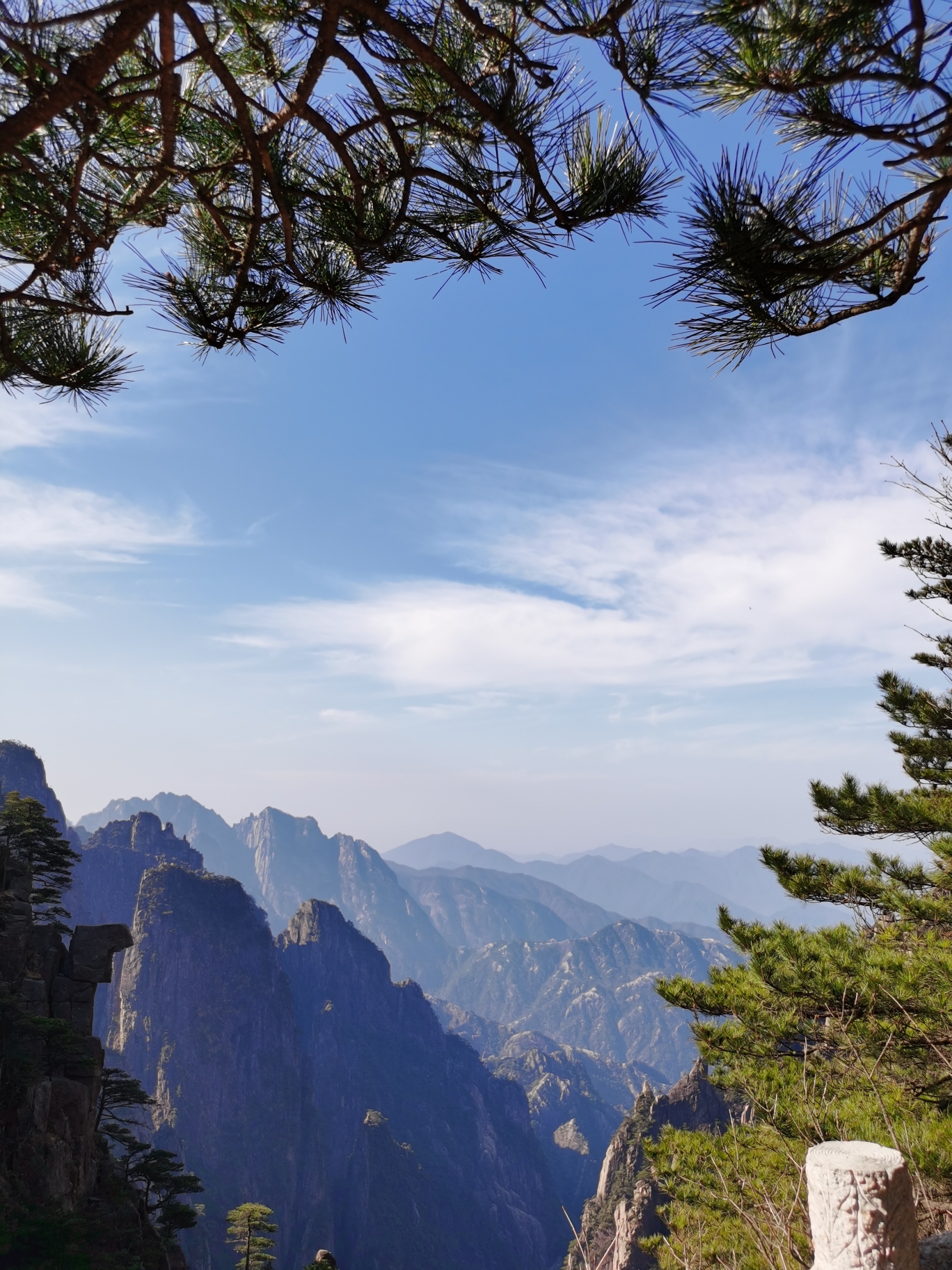 2月份黄山适合旅游吗(2月黄山上山穿什么衣服合适)