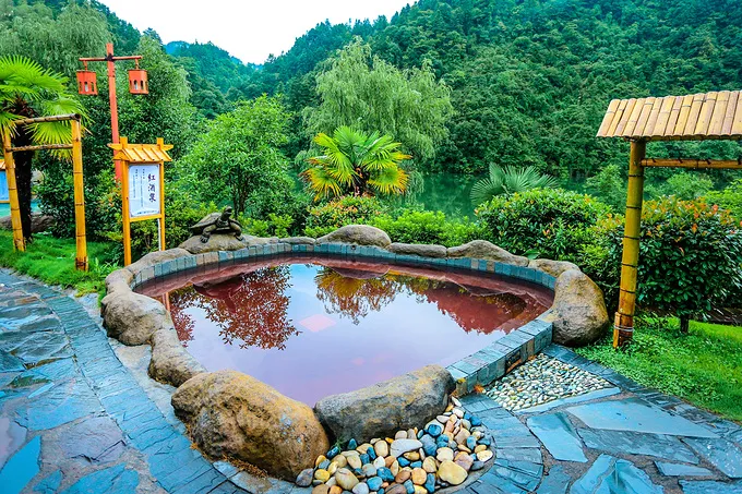 婺源天禧温泉,坐拥山河美景的养生温泉!