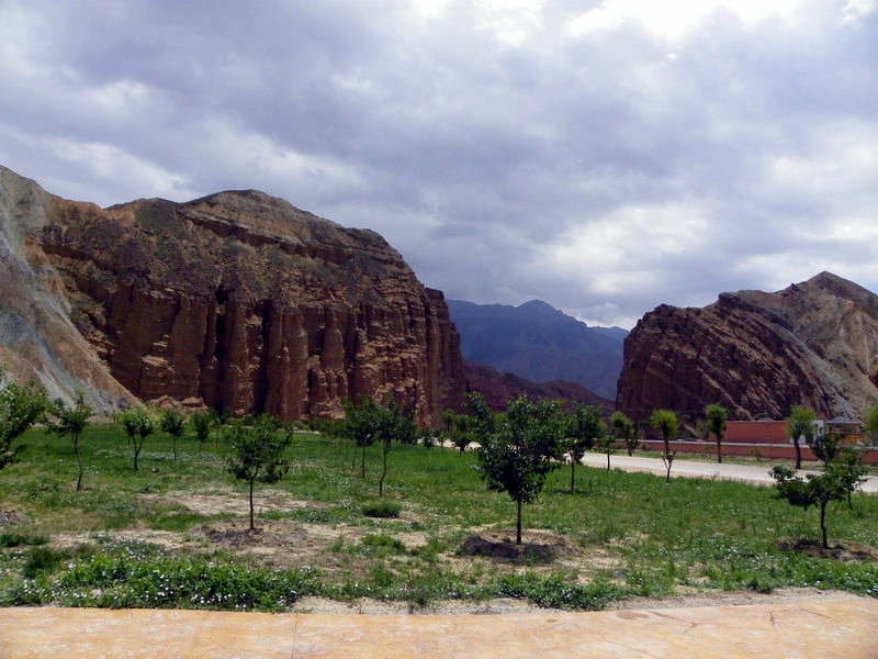2011-07-06 西行青海之拉鸡山 贵德古城 贵德国家地质公园