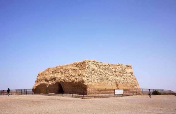 春风不度玉门关原唱现场版 wKgBpU6frKOXorciAAI7d4bGcfg56.jpeg?imageView2%2F2%2Fw%2F600%2Fq%2F90