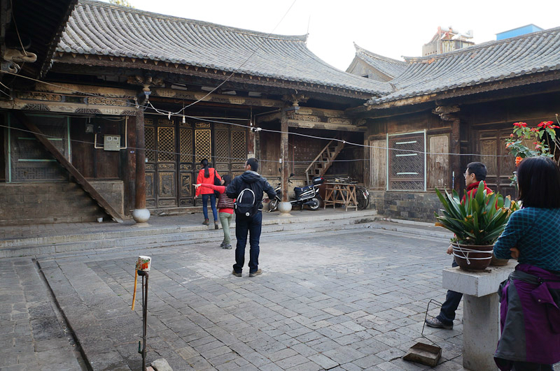 很古老的建筑,变成了蛋糕厂建水古城崇文塔,在蛋糕厂里建水古城东门