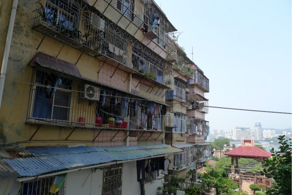 小巷偶遇猜成语大全_小巷站街女图片大全