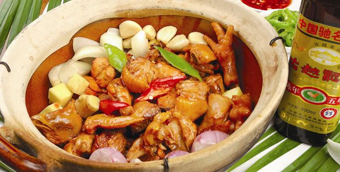 瓦锅花雕鸡