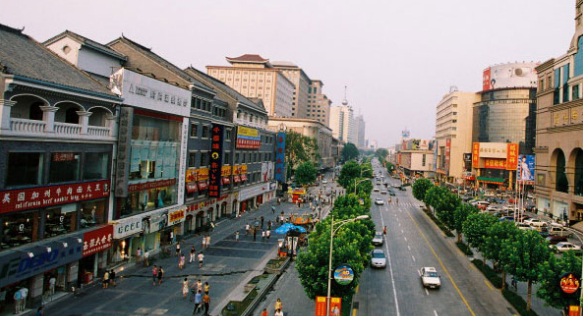 济南泉城路商圈图片