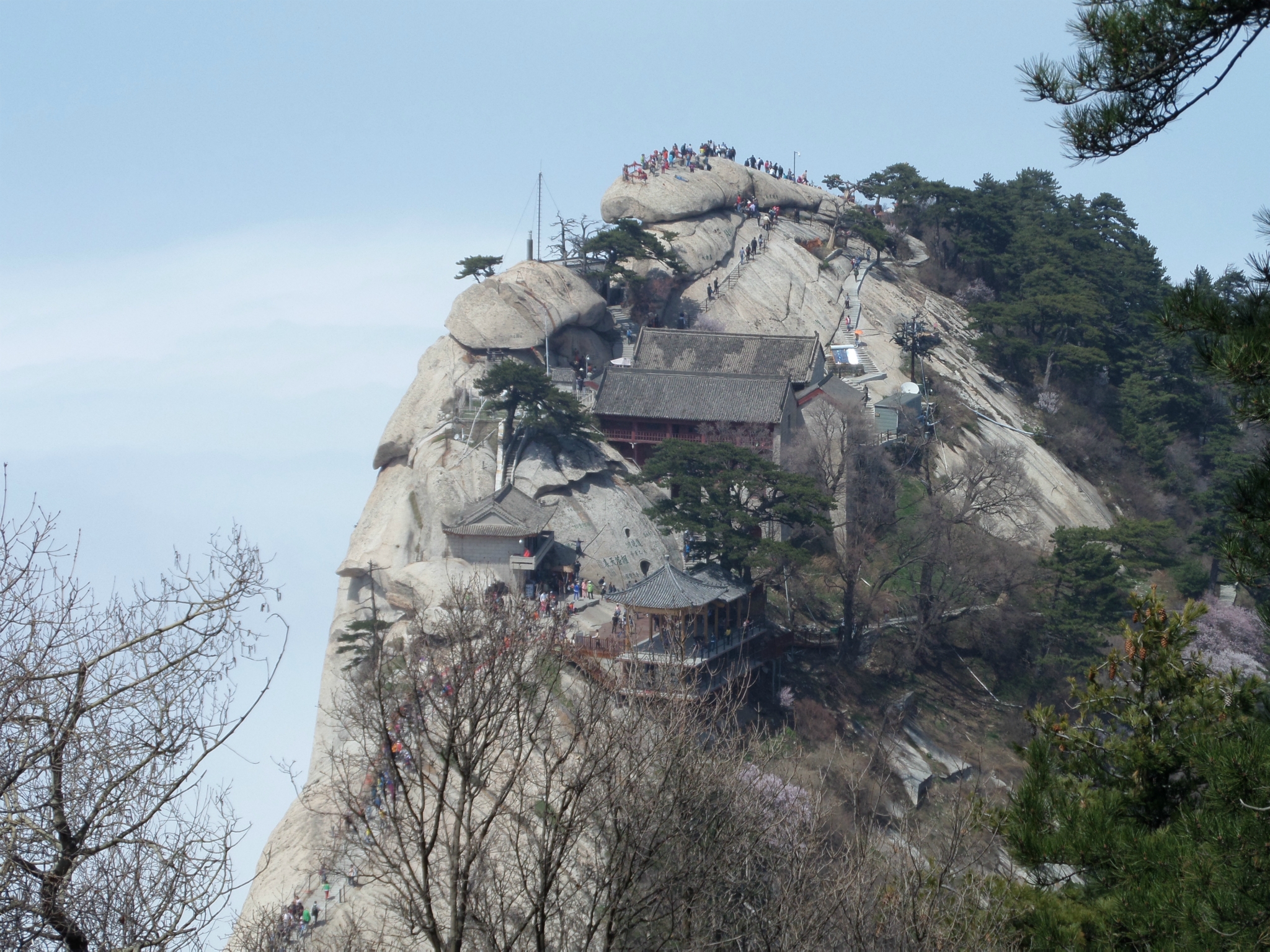 西峰人口多么_华山西峰