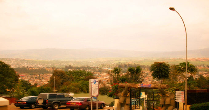 基加利印象 基加利(法语:kigali)是"千山之国"卢旺达的首都,这是个不