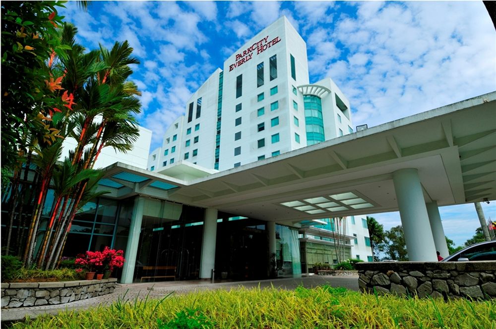 民都鲁园市艾佛利酒店