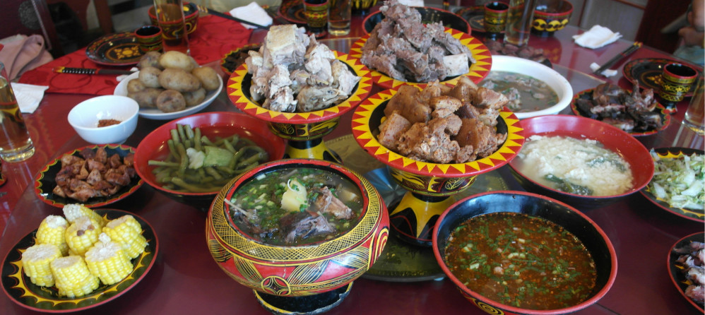 饕餮民族风,西昌道地彝族菜馆