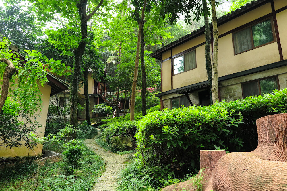 振松路12号>查看酒店详情>历史参考>06180/晚 收藏 雁荡山华庭山庄