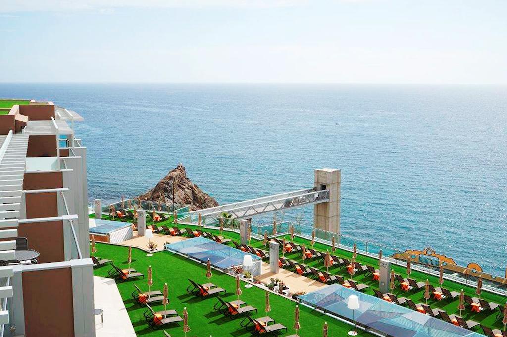 里维埃拉维斯塔酒店 Riviera Vista