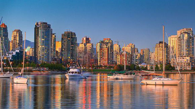 青岛直飞加拿大温哥华3-10天往返含税单机票(