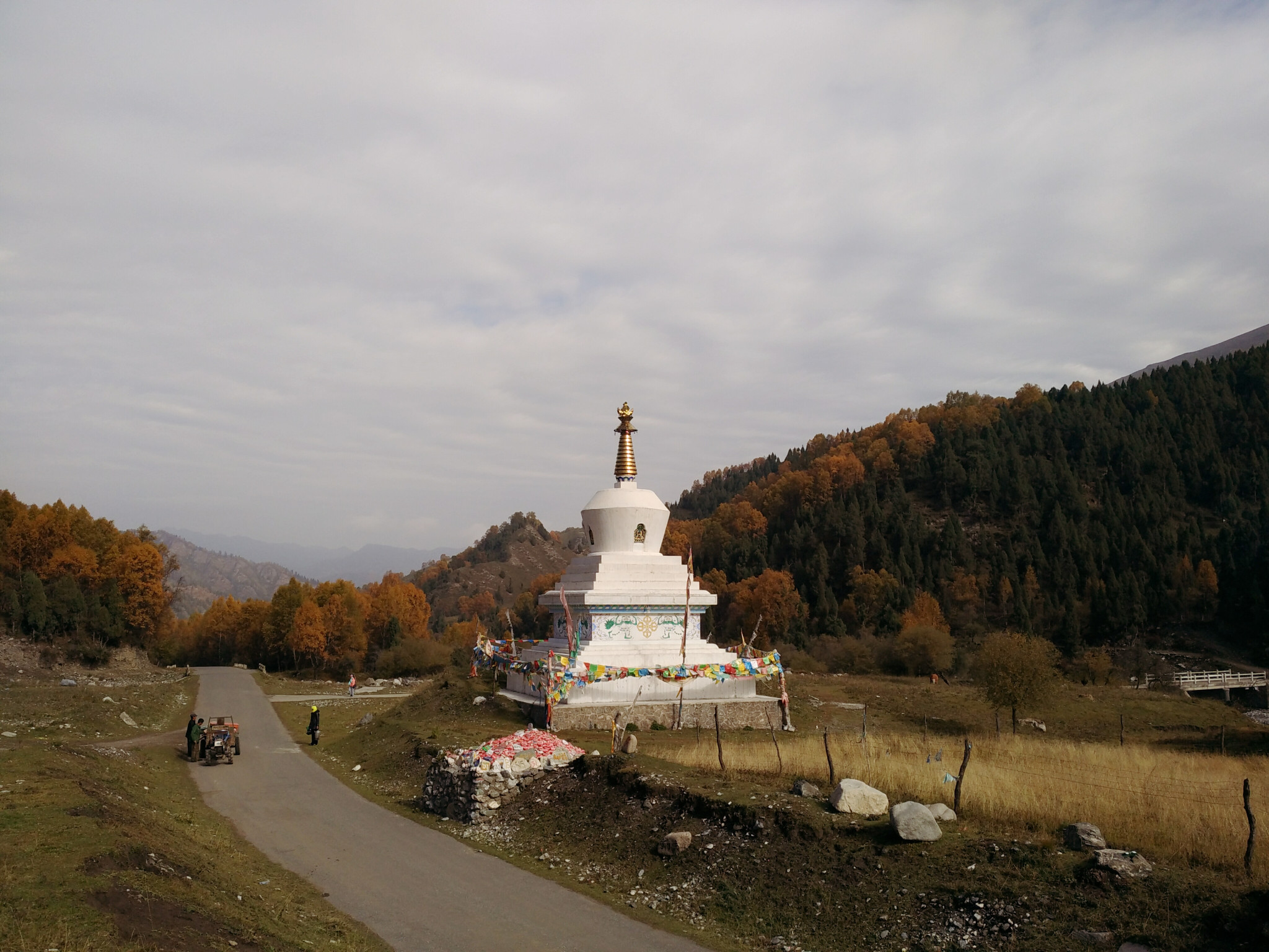 天堂寺人口_天祝县天堂寺全景图(3)