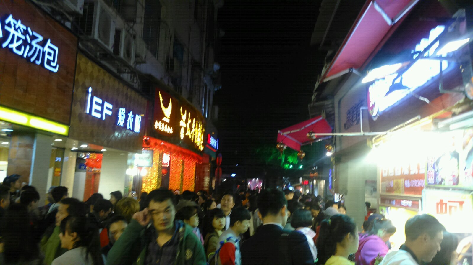 厦门入夜餐厅人均消费_厦门大学(3)