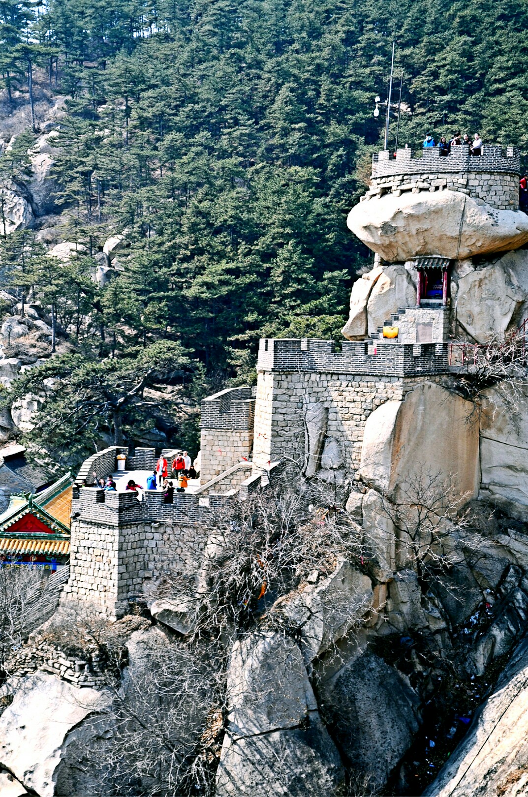   医巫闾山国家森林公园