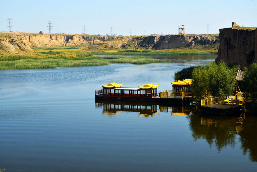 宁夏三日游(沙湖 贺兰山岩画 沙坡头 水洞沟 回乡文化园 西夏风情园等