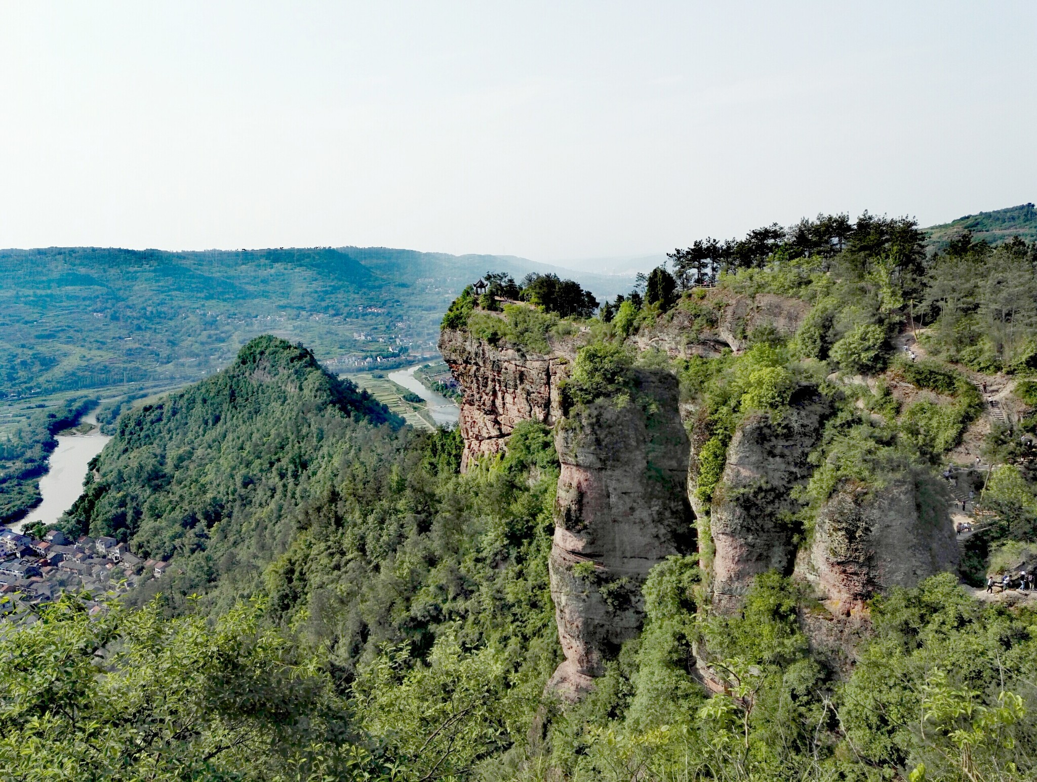 【新昌景点图片】穿岩十九峰风景名胜区
